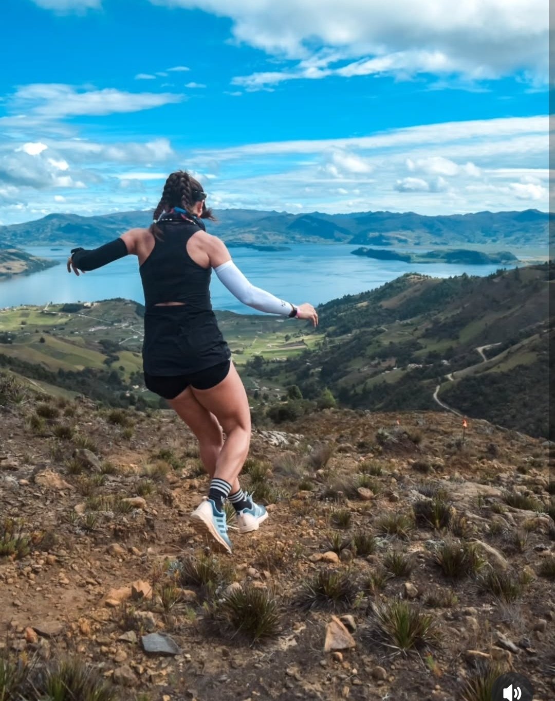 Tota Lake Trail Running - Imagen 1